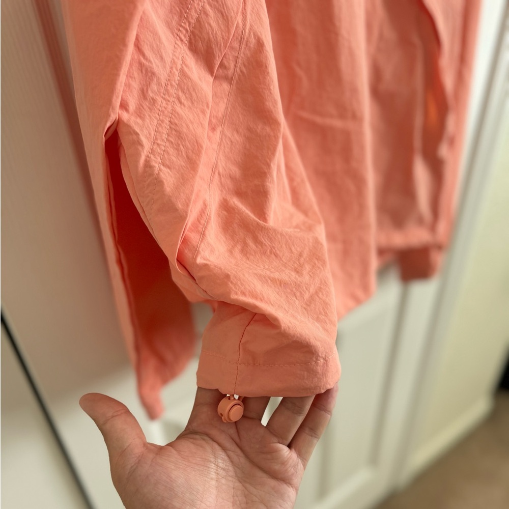 Avalanche Women's Lightweight Packable Pullover C… - image 3